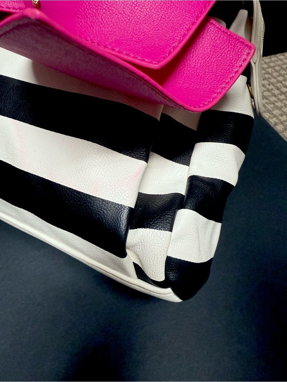 Betsey Johnson White & Black Stripe Satchel with Pink Bow Accent - Picture 8 of 10